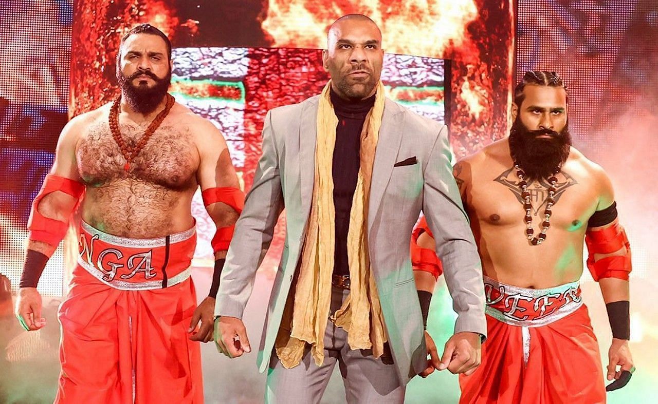 WWE सुपरस्टार्स सांगा, जिंदर महल और वीर महान 
