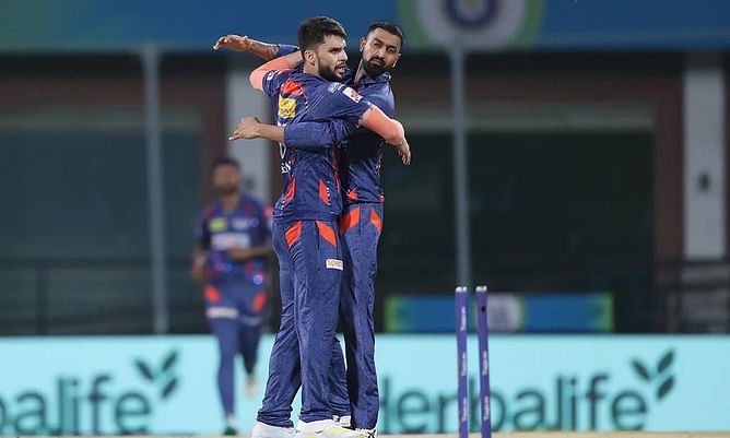 IPL 2023: MI के खिलाफ क्रुणाल पांड्या के इस निर्णय पर भड़के वीरेंद्र सहवाग, कहा - 'खुद के पैरों पर कुल्हाड़ी मारी'