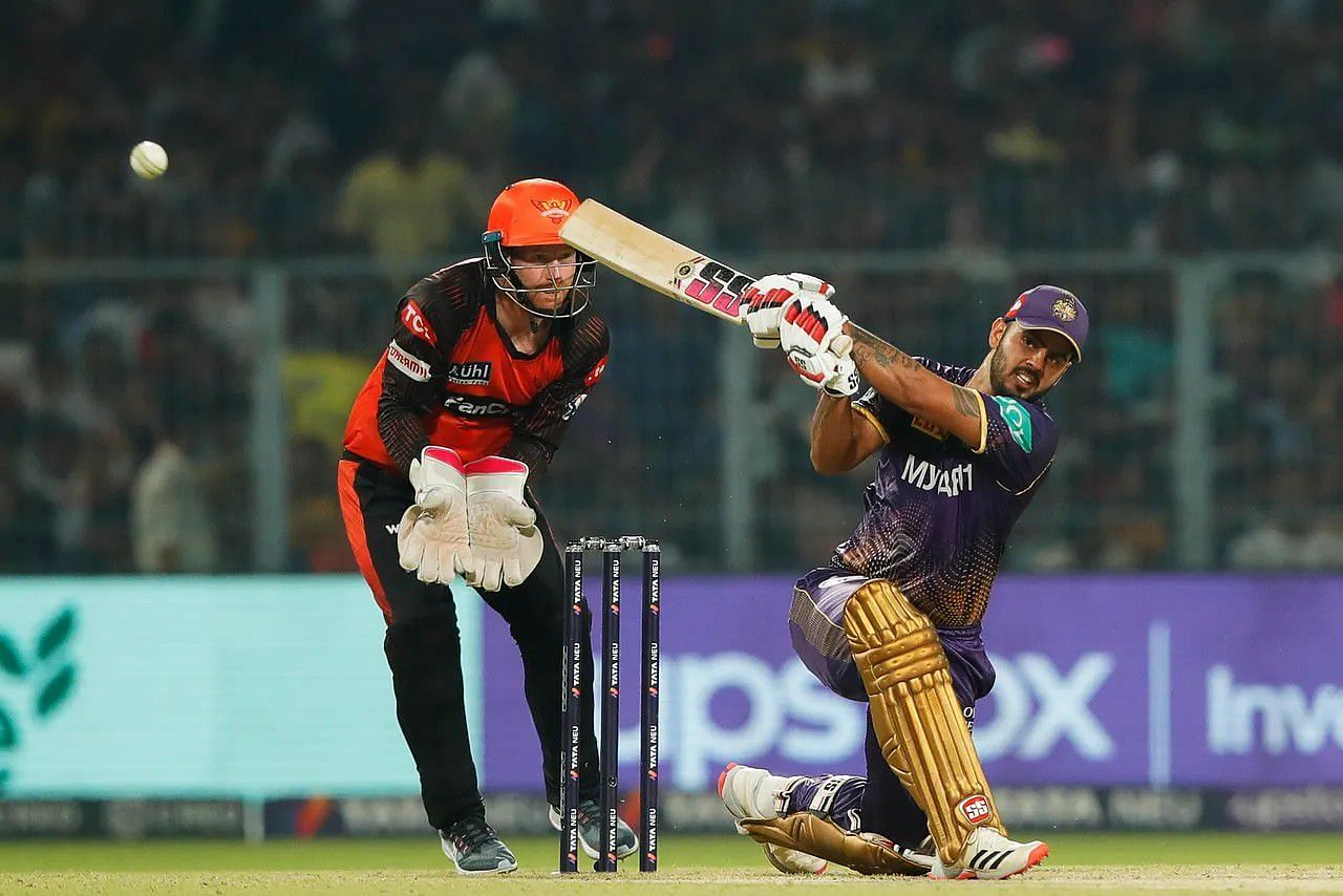 Nitish Rana in action for KKR vs SRH [IPLT20].