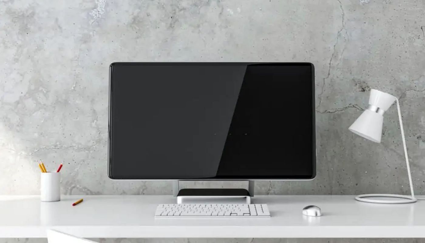 5 best all-in-one PCs for space-saving solutions (Image via iStockPhoto)