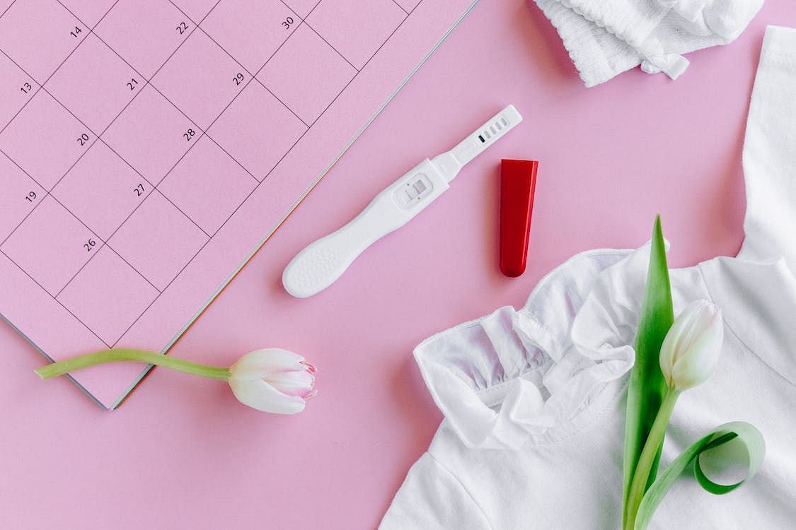 While it is still possible to become pregnant, the likelihood of conceiving naturally decreases. (Nataliya Vaitkevich/ Pexels)