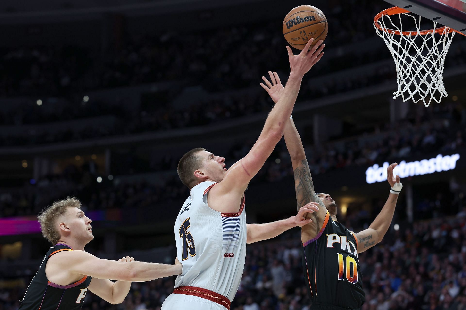 The Suns would be much better with Nikola Jokic (Image via Getty Images)