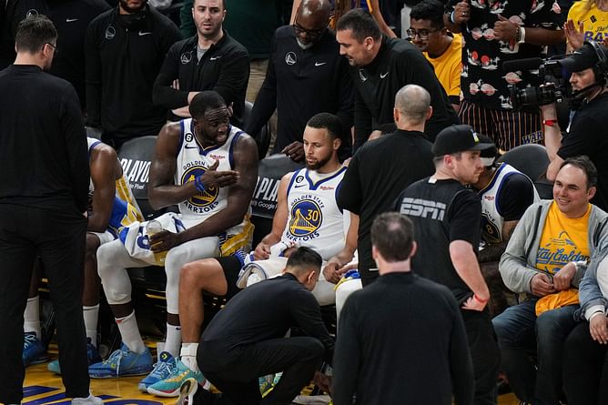 “Trying to figure LeBron out” – Draymond Green reveals details on his mid-game conversations with Steph Curry