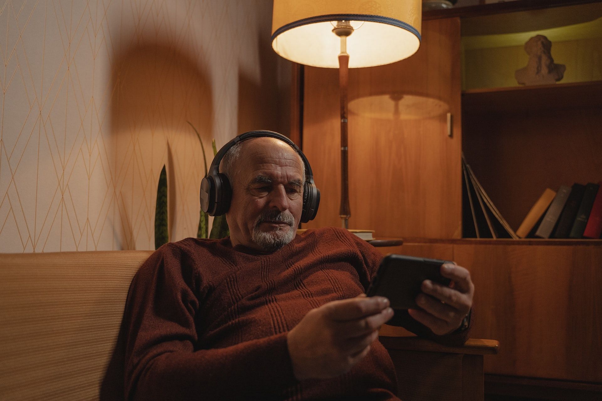 A sedentary lifestyle can lead to mobility problems. (Photo via Pexels/Tima Miroshnichenko)