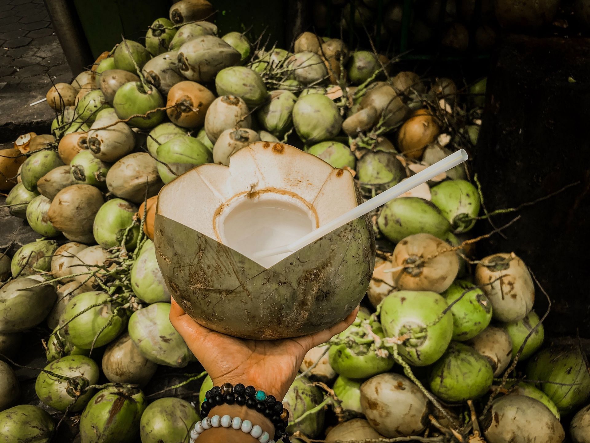 is coconut water healthy? (image via unsplash / meimei ismail)