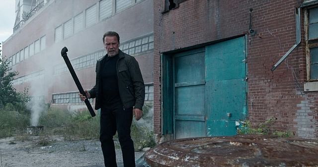 How tall is Arnold Schwarzenegger?