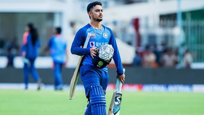 WTC Final में इशान किशन का टेस्ट डेब्यू कराना सही नहीं होगा, दिनेश कार्तिक ने बताई अहम वजह
