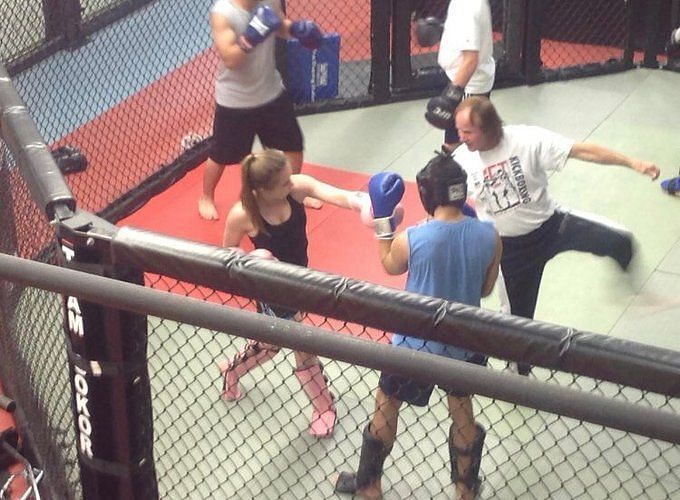 Sydney Sweeney Mma Sydney Sweeney Training With Mma Legend Ronda Rousey Sends Fans Into Frenzy 8763