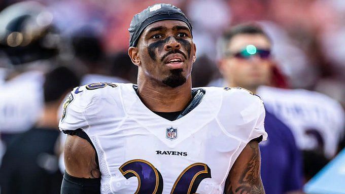 Baltimore Ravens: Chuck Clark died? Rumor of his suicide spread in social  media