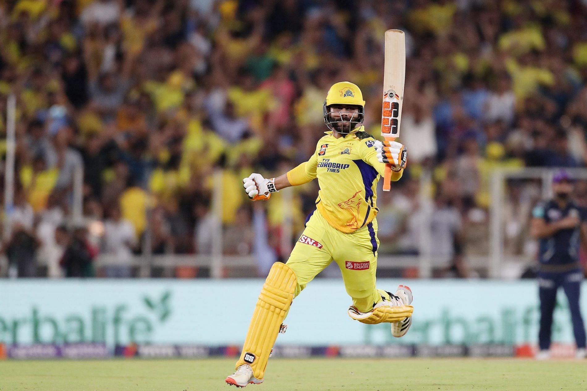 Ravindra Jadeja smashed a last-ball boundary to help CSK clinch their fifth IPL title
