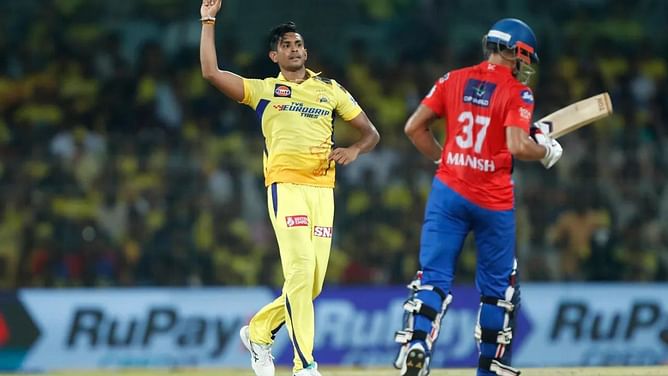 "He is a perfect replacement" - Irfan Pathan heaps praise on Matheesha Pathirana by comparing him to CSK legend
