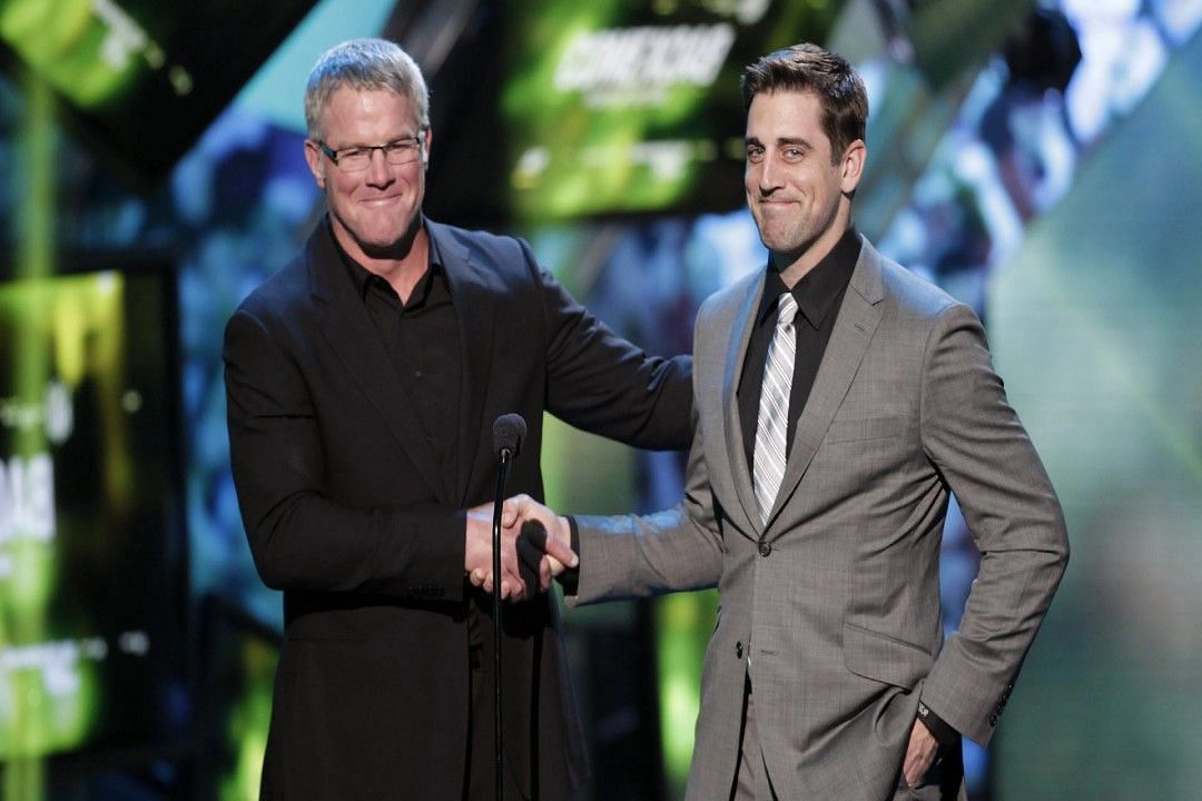 Brett Favre, Aaron Rodgers at 2013 NFL Honors