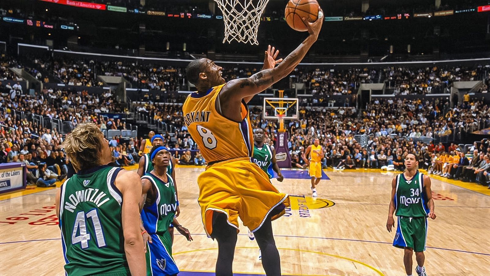 LA Lakers legend Kobe Bryant during his iconic 62-point performance in three quarters against the Dallas Mavericks on Dec. 20, 2005 