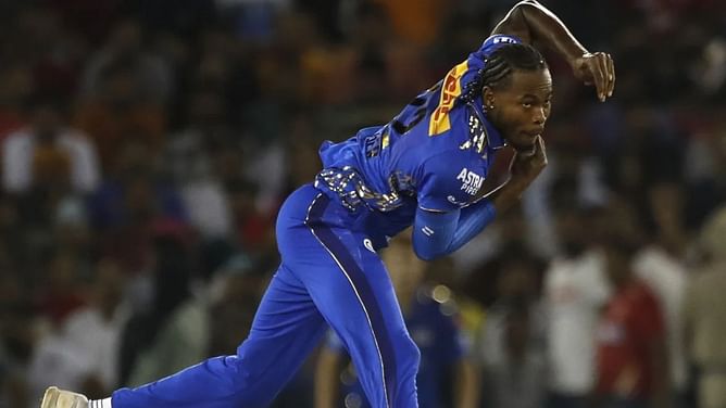 IPL 2023 : जोफ्रा आर्चर का उड़ा मजाक, पंजाब किंग्स के खिलाफ पिटाई को लेकर ट्विटर पर जोरदार प्रतिक्रियाएं