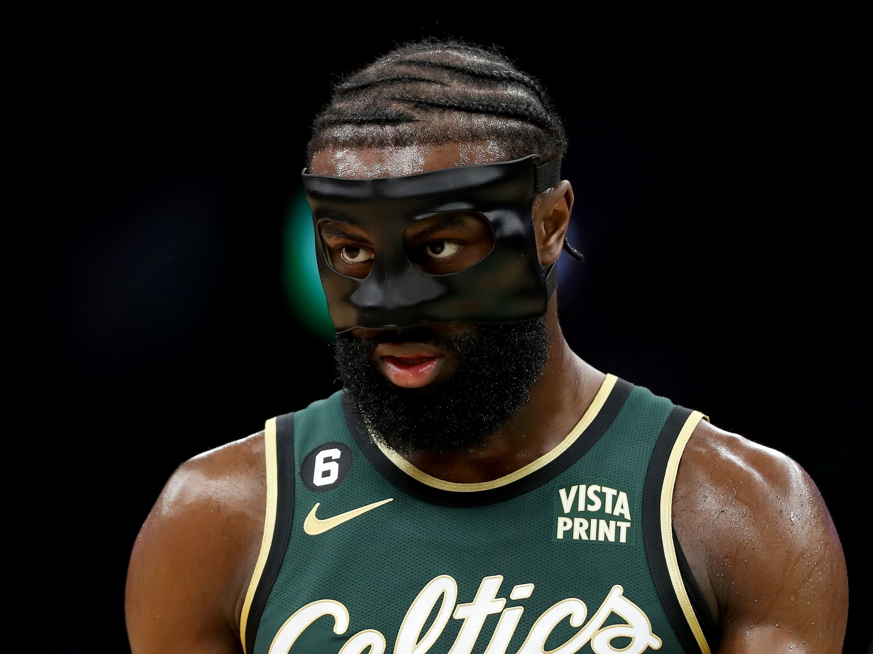Why does Jaylen Brown continue to wear a mask? Taking a closer look
