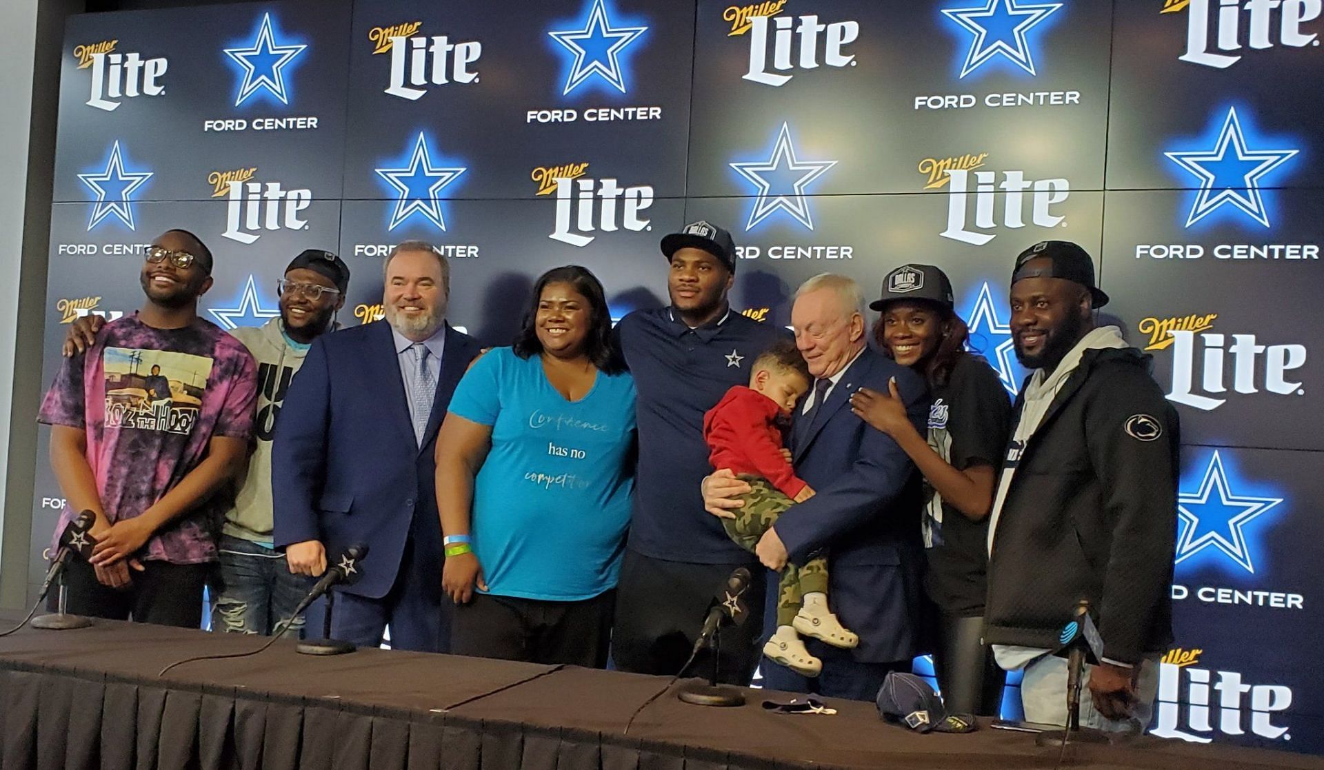 Who are Micah Parsons' parents? All you need to know about Cowboys star's  family