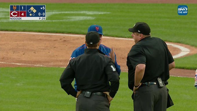 Buck Showalter ejected in Mets' loss to Reds