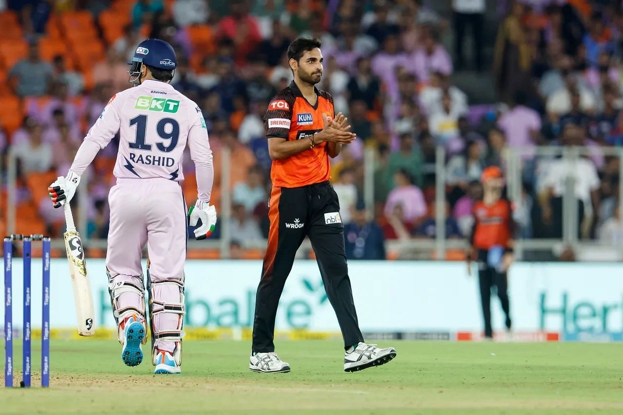 Bhuvneshwar Kumar bowled an excellent spell against the Gujarat Titans. [P/C: iplt20.com]