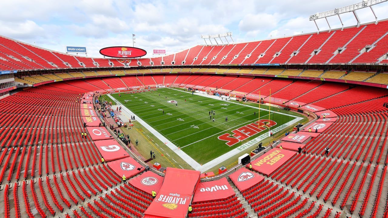 must visit nfl stadiums