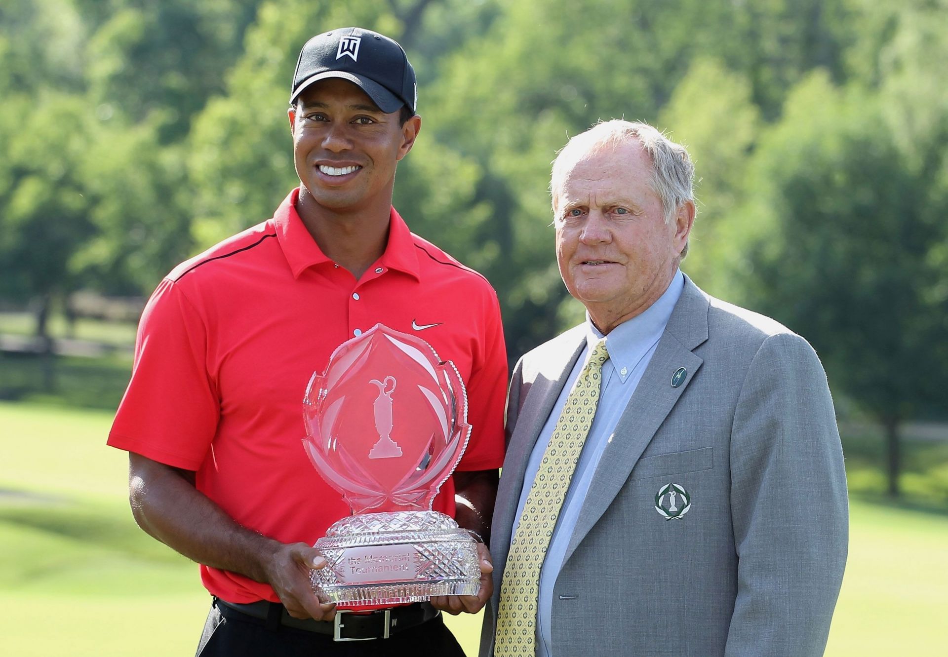 Tiger Woods won the Memorial Tournament for the record fifth time in 2012