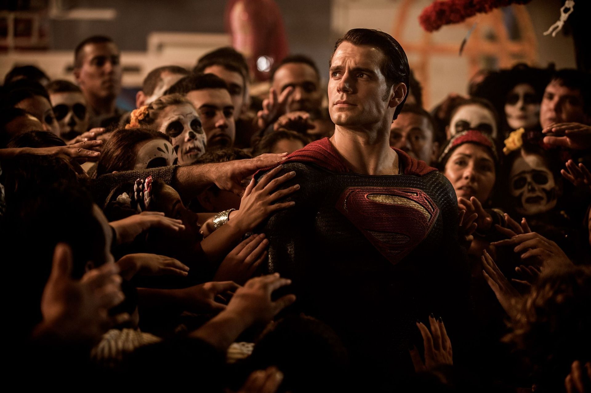 Zack Snyder&#039;s Batman v Superman challenges viewers to dig deeper with its complex narrative and characters (Image via Warner Bros)