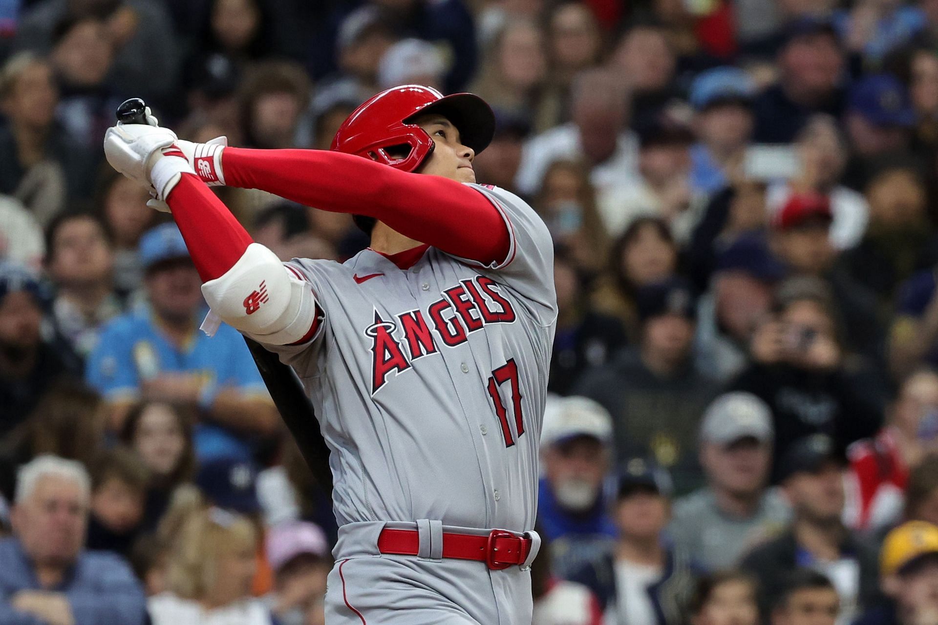 MILWAUKEE, WI - APRIL 29: Los Angeles Angels designated hitter Shohei  Ohtani (17) jogs off the field during a game between the Milwaukee Brewers  and the Los Angeles Angels on April 29