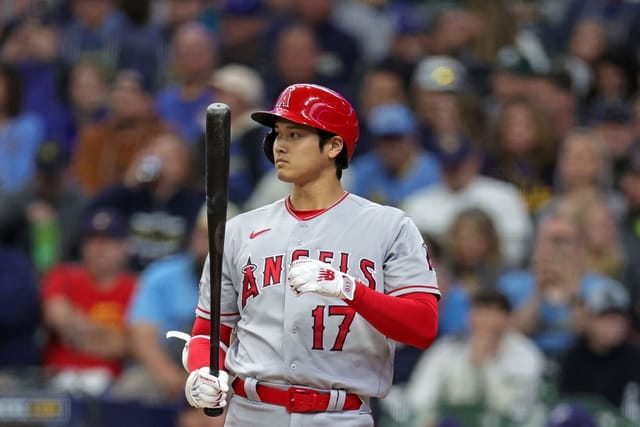 MLB Twitter in love with Shohei Ohtani’s childhood pic with dad: "Looks ...