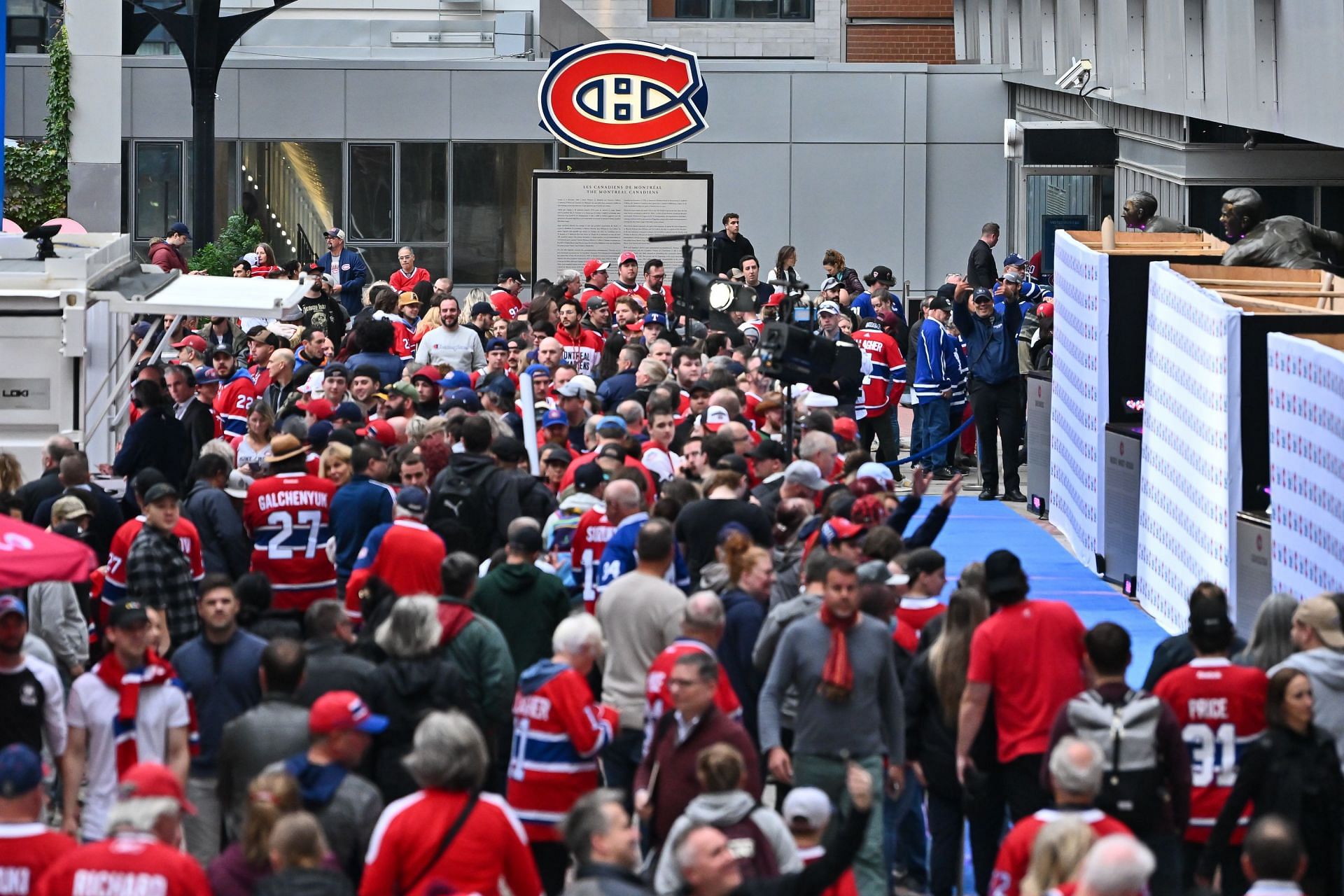 Panthers' Bennett fined for cross-check on Maple Leafs' Bunting