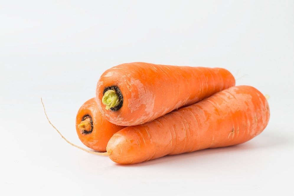 Carrots and diabetes management (Image via freepik/dashu83)