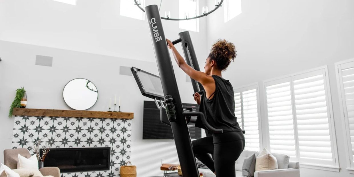 The VersaClimber is a vertical climber machine. (Image via CLIMBR)