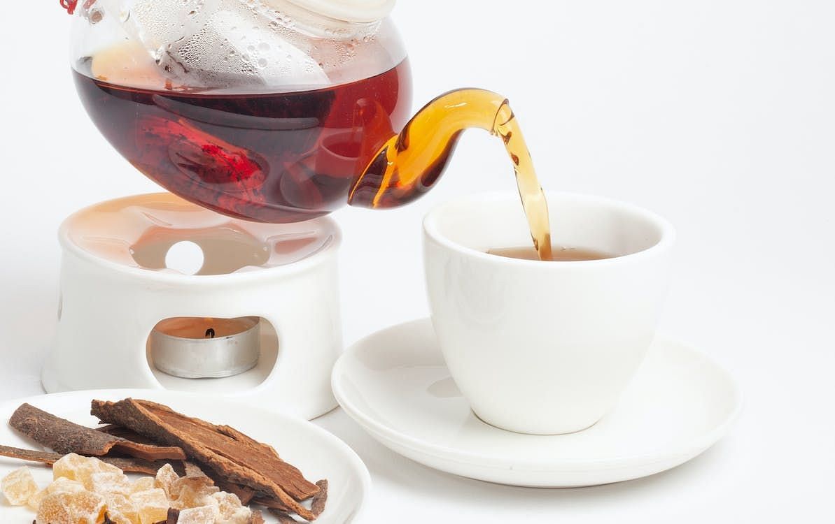 Apple-infused tea is an ideal option for weight loss. (Jonas Mohamadi/Pexels)