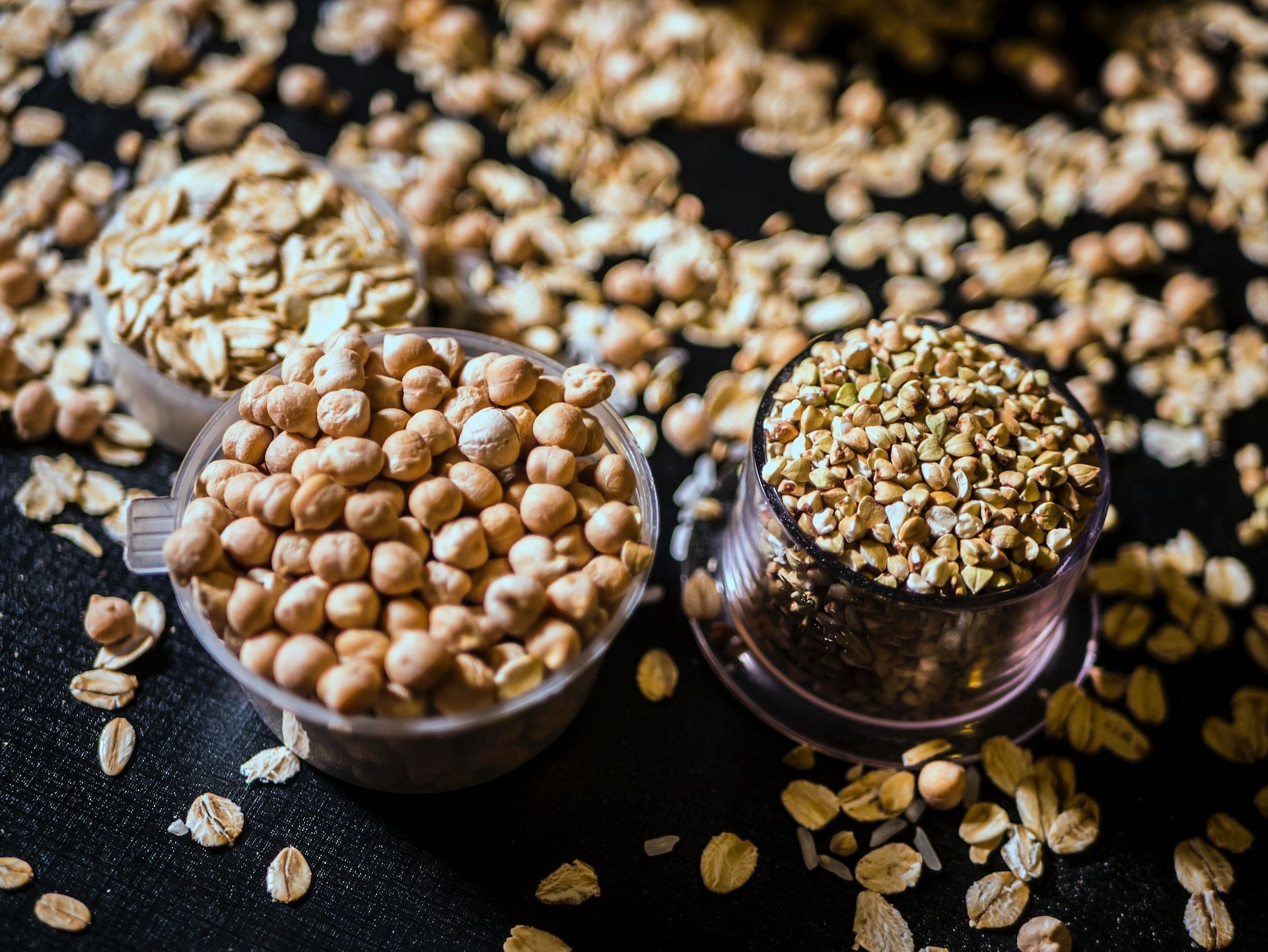 Add whole grain in your diet. (Photo via Pexels/Mike)