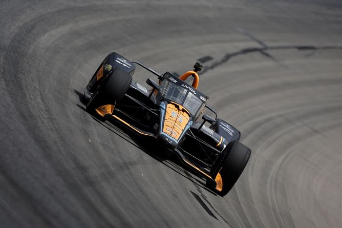 It's a McLaren '1-2' as the team dominates Indy500 qualifying with 4 cars inside the top 8