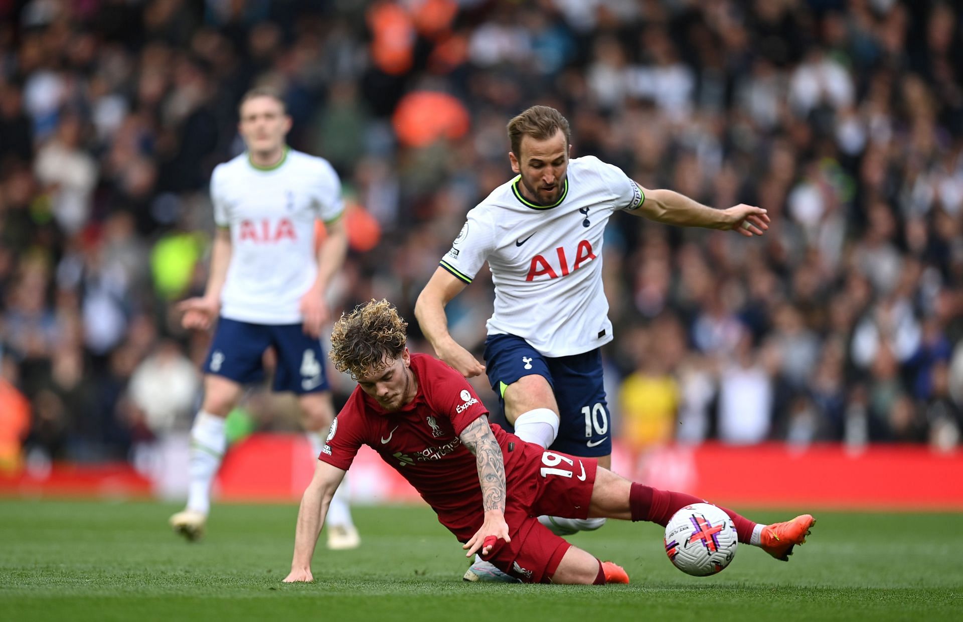 Liverpool leapfrog Tottenham into fifth