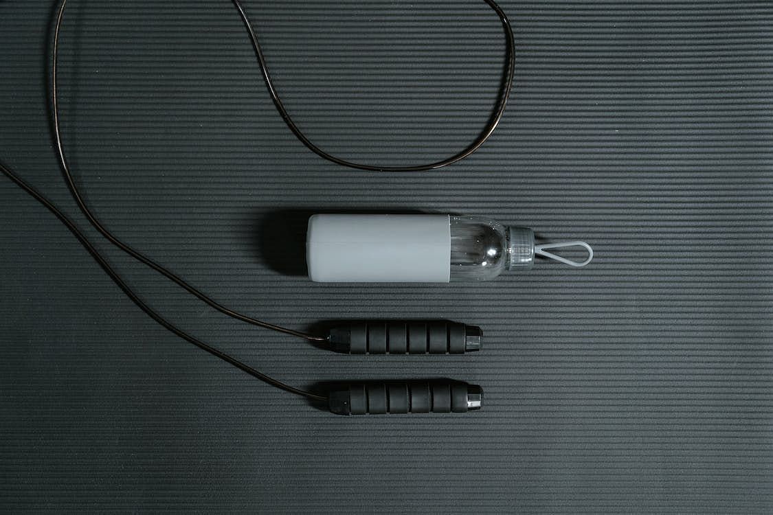 Weighted jump rope workouts have experienced a surge in popularity among fitness enthusiasts in recent years. (MART PRODUCTION/ Pexels)