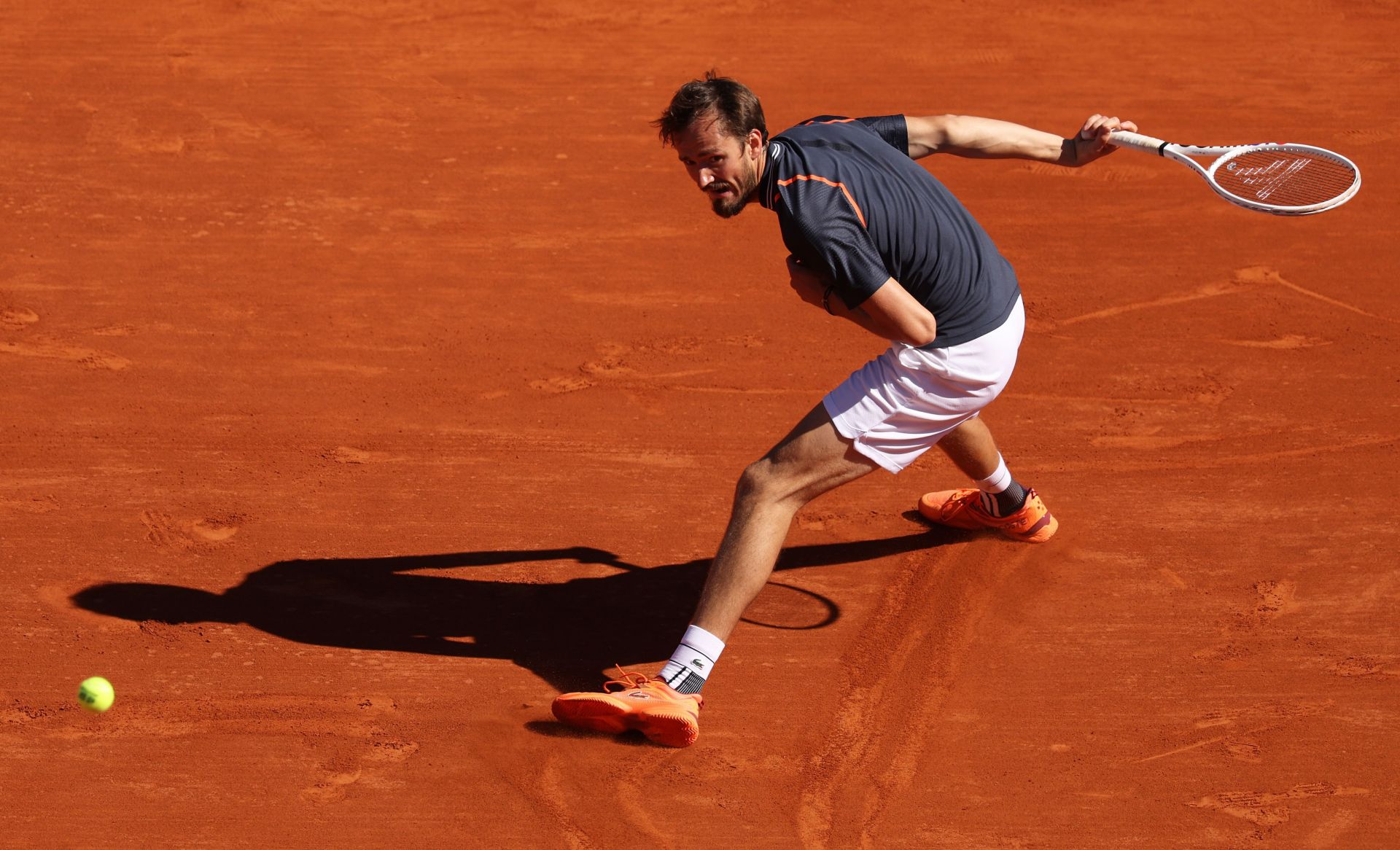 Daniil Medvedev in action at the 2023 Monte-Carlo Masters.