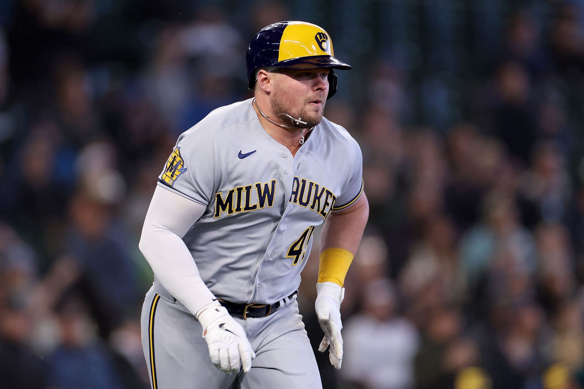 Luke Voit of the Milwaukee Brewers runs to first base.