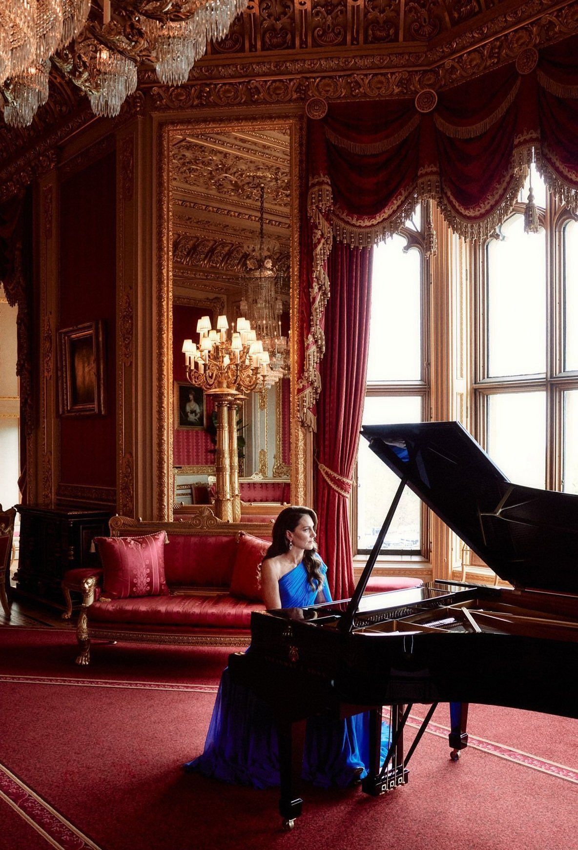 Kate Middleton is a grade 3 piano player ( Image via Twitter/@xboobsrita )