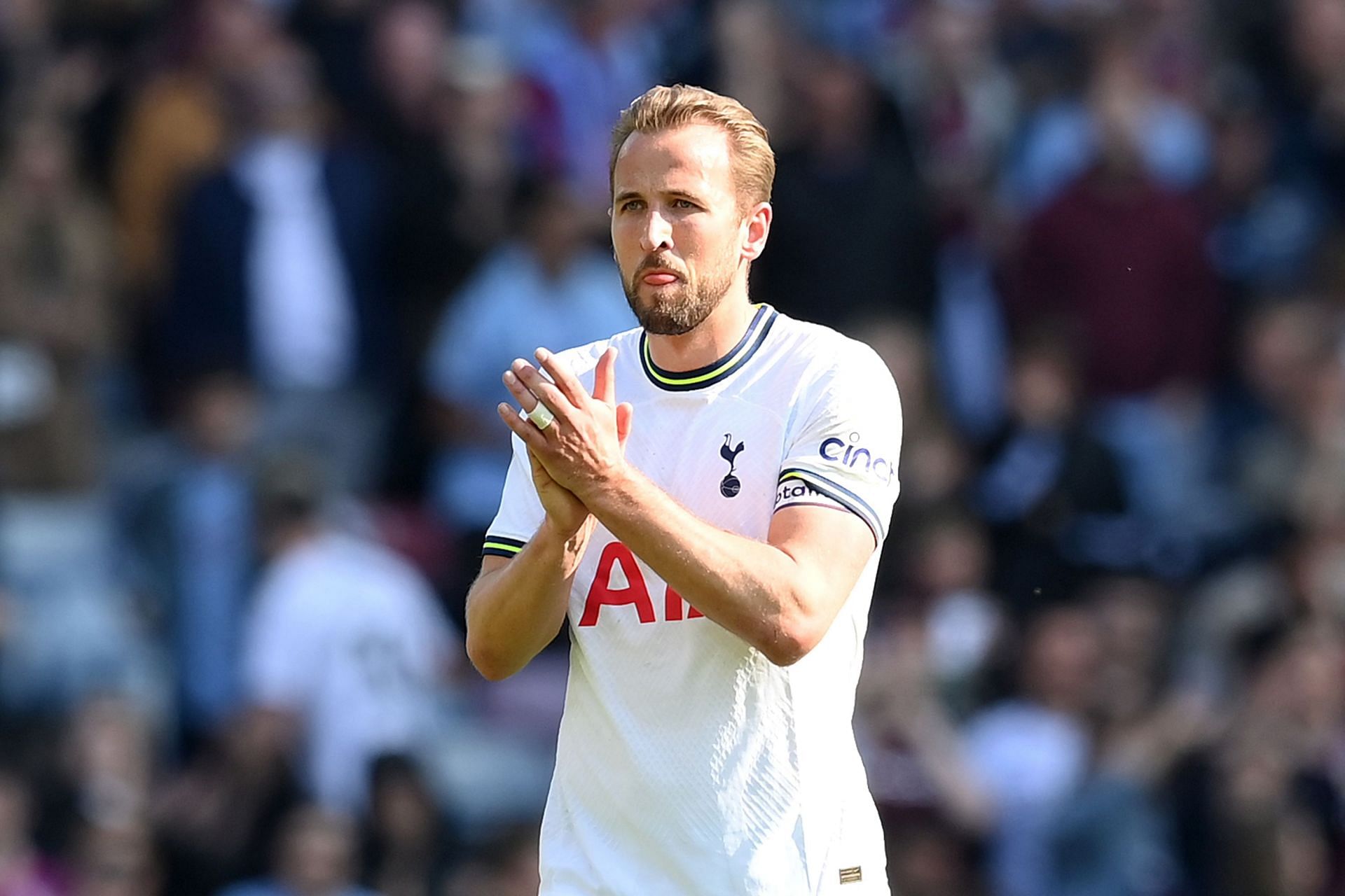 Aston Villa v Tottenham Hotspur - Premier League