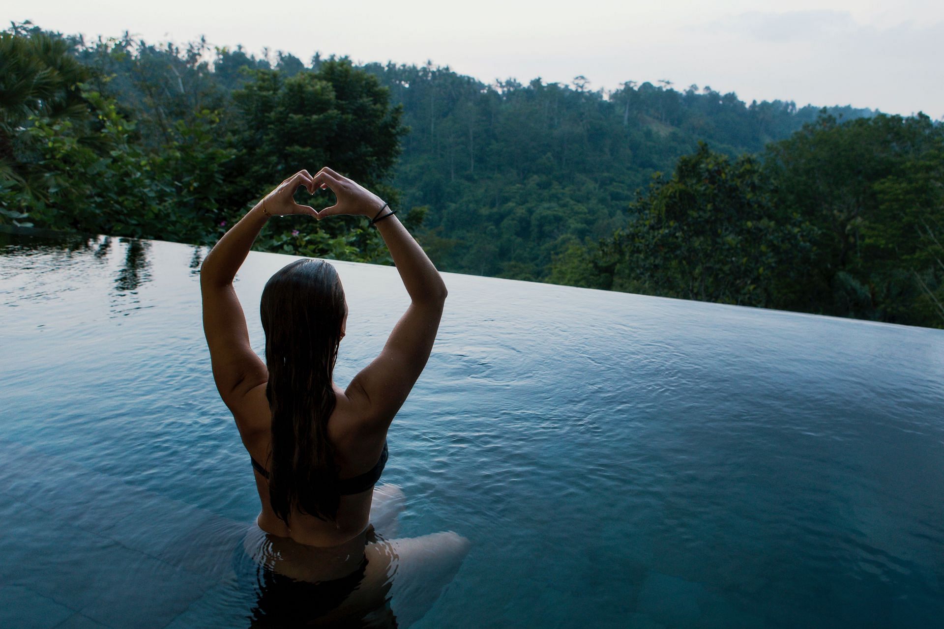 Keep your mind stress-free. (Image via Unsplash/Jon Flobrant)