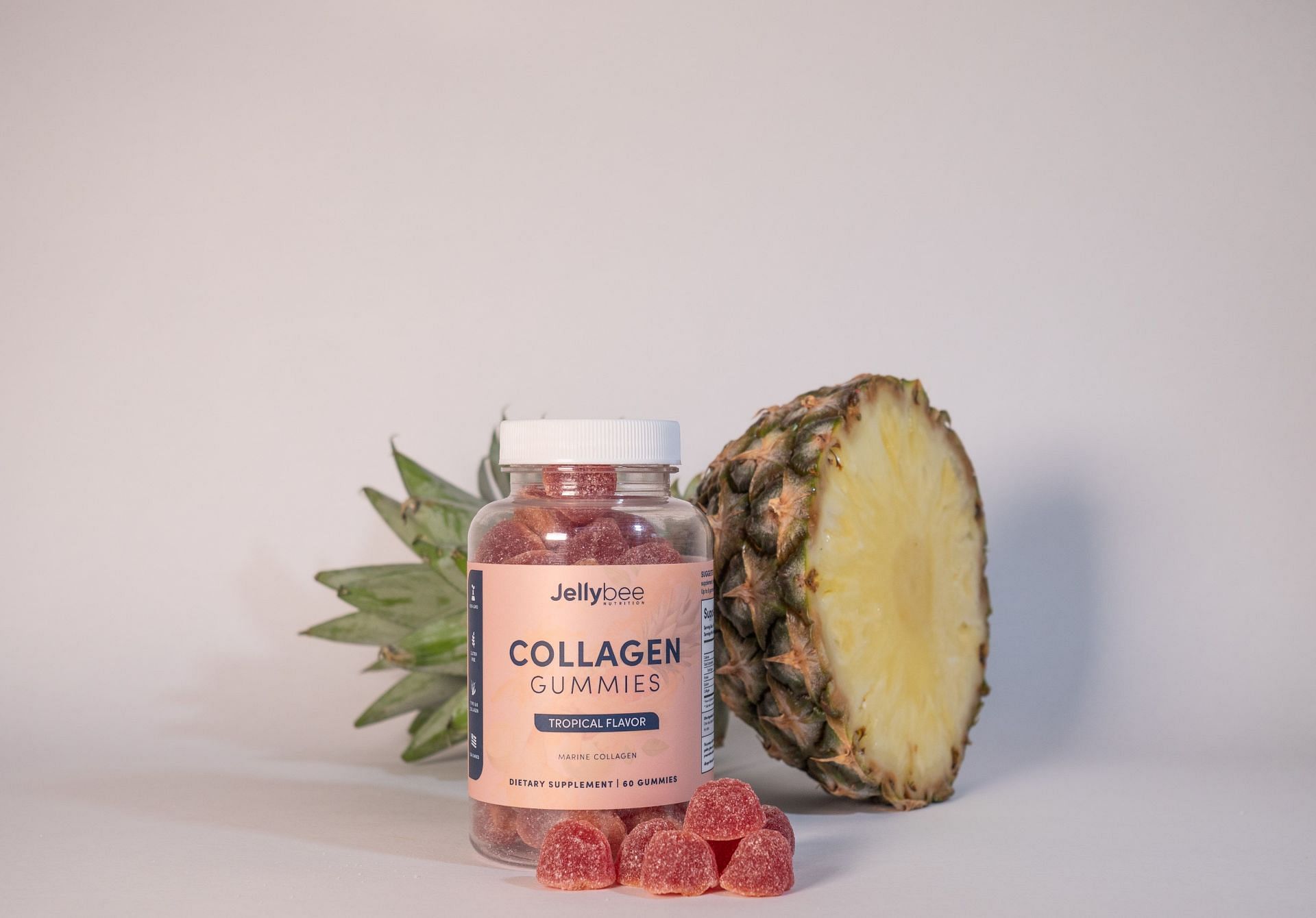 What are the  benefits of collagen peptides? (Image via Unsplash/ Jellybee)