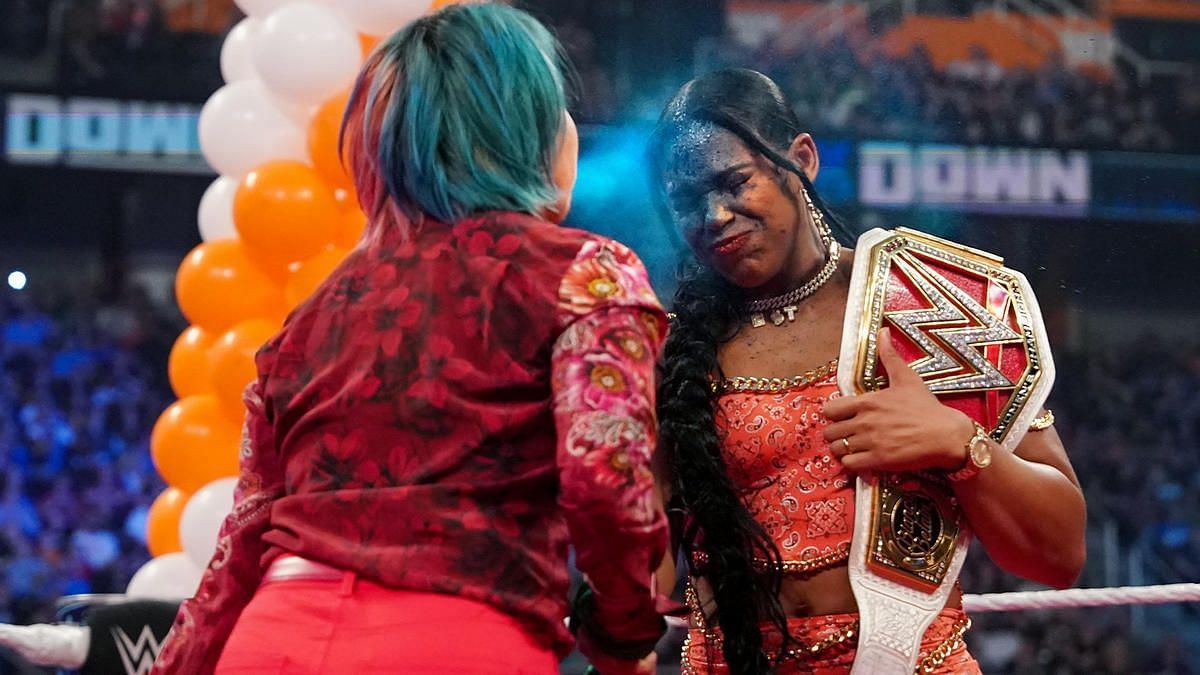 Bianca Belair and Asuka are both drafted on SmackDown currently