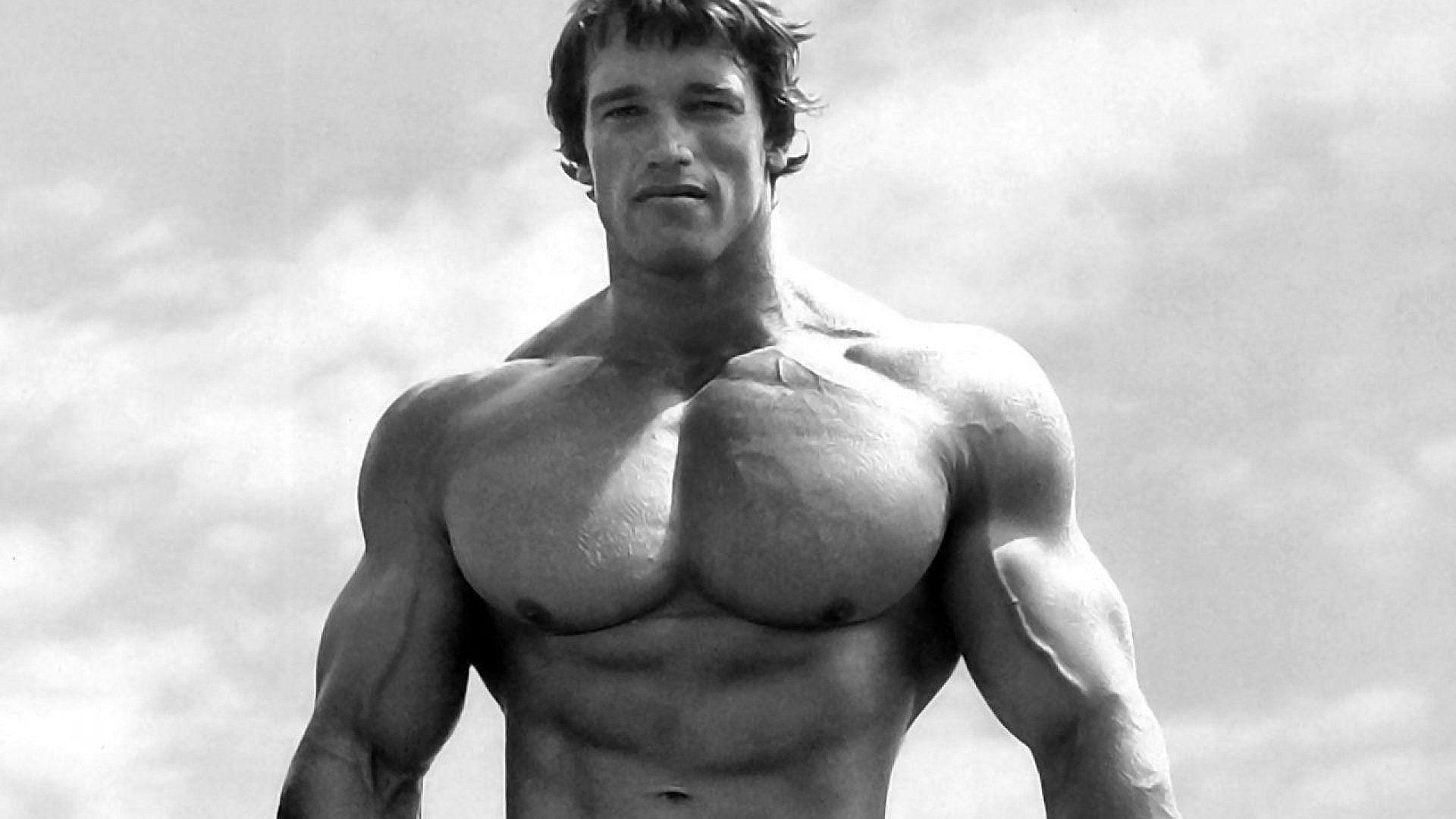 6 Golden Tips from Arnold Schwarzenegger to Get Bigger Muscles