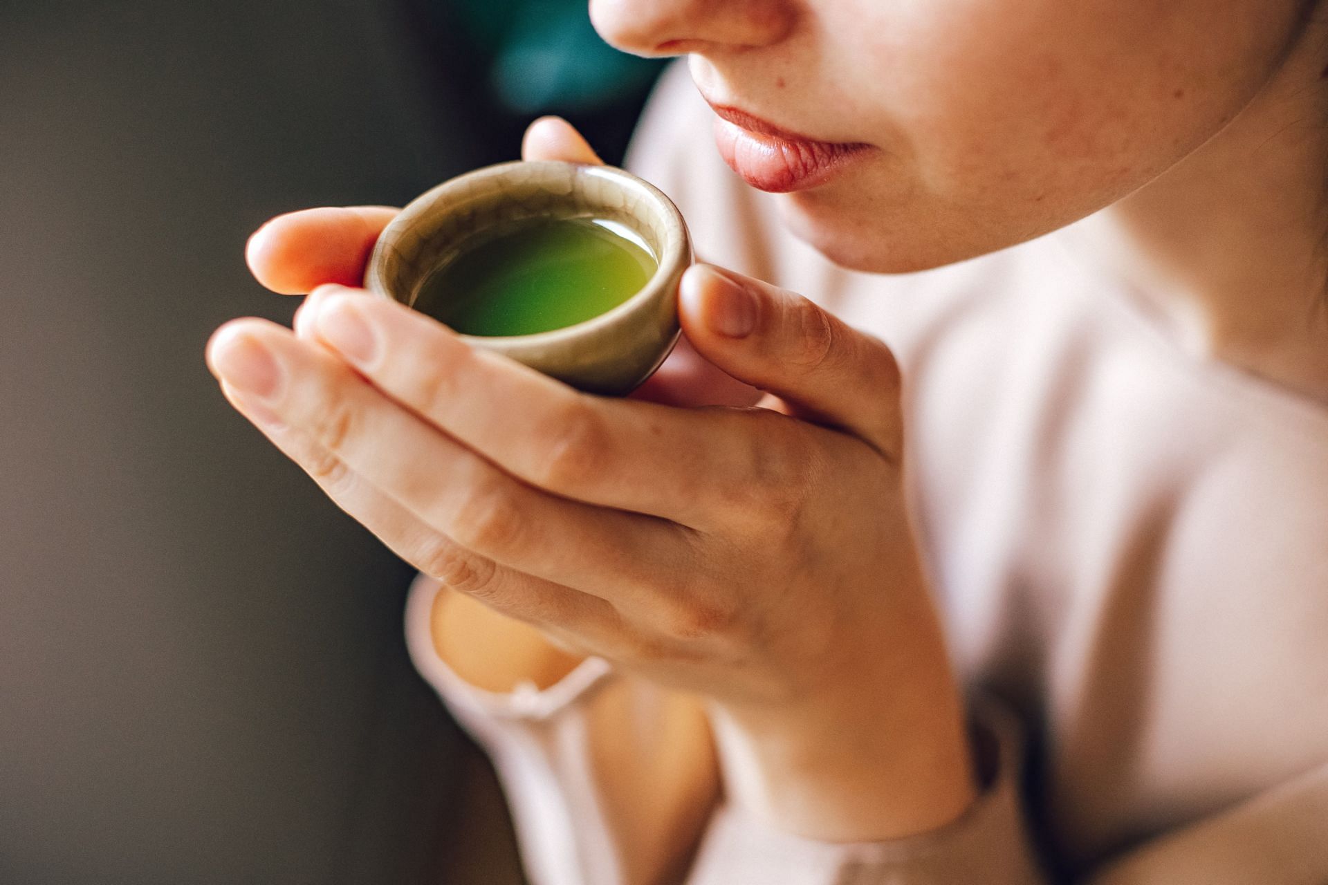 premium match grade is one of the expensive matcha grades (Image via Pexels / Roman Odintsov)