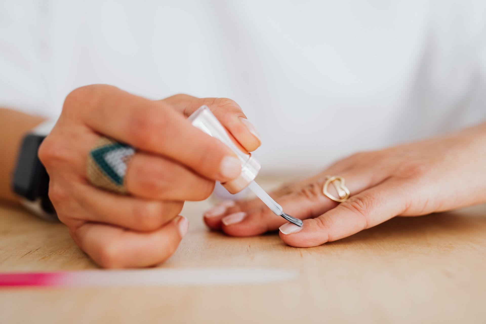 Biotin for nails and cuticle health, (Image via Pexels/ Karolina Grabowska)