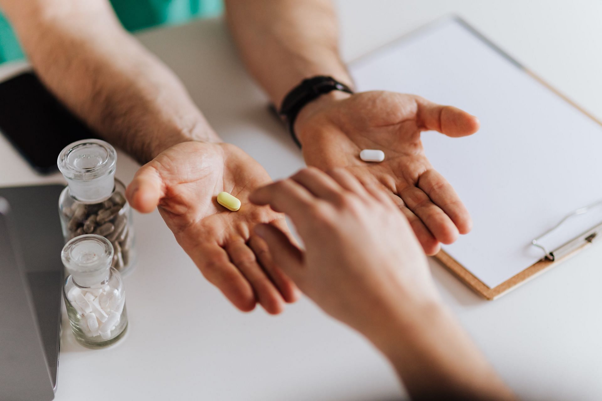 The Importance of Omega-3 for Nail Health (Image via Pexels)