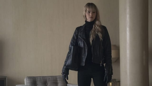 How tall is Jennifer Lawrence?