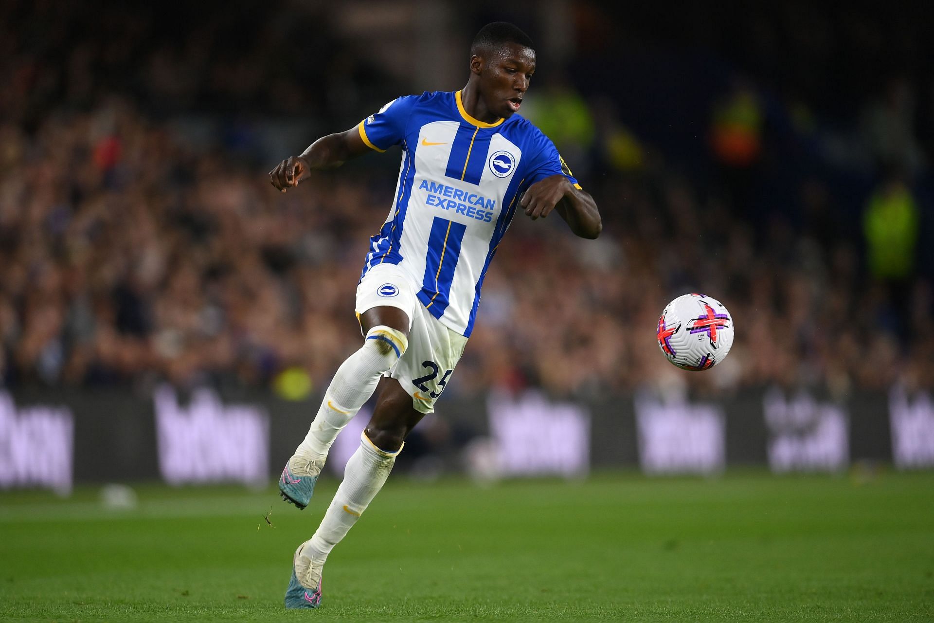 Moises Caicedo has admirers at the Emirates.