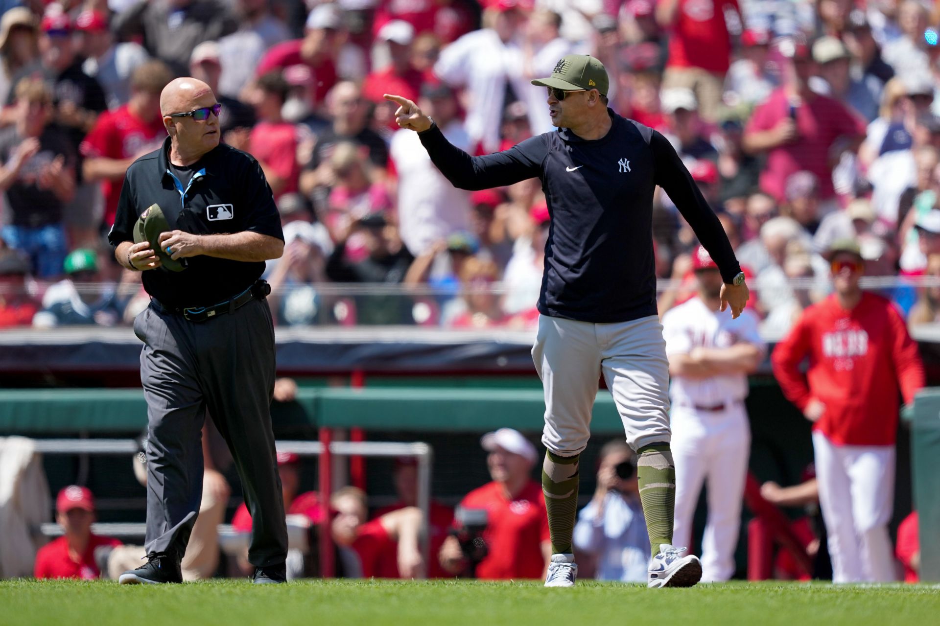 Aaron Boone ejected for first time as New York Yankees manager