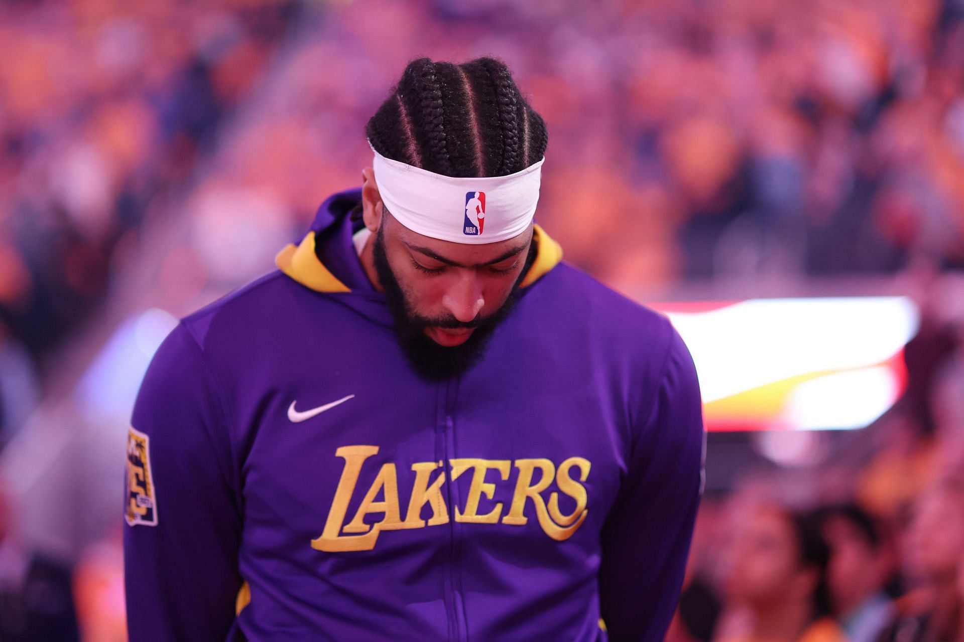 Anthony Davis makes Lakers history with monster 30-point, 20-rebound Game 1  vs. Warriors